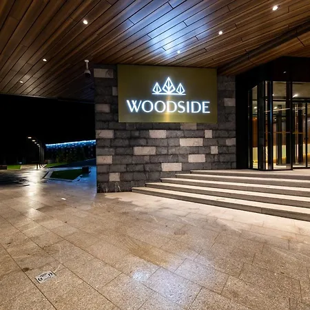 Woodside M Free Parking Daire *