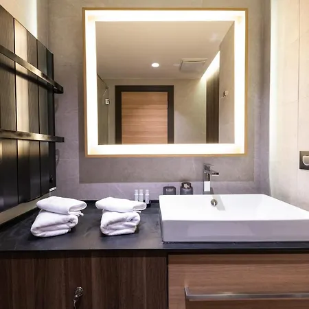 Woodside M Free Parking * Kopaonik