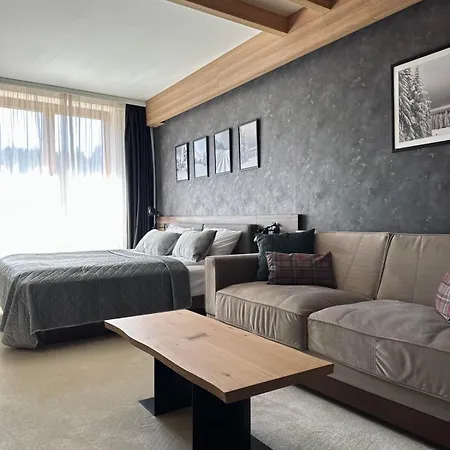 Woodside M Free Parking Kopaonik